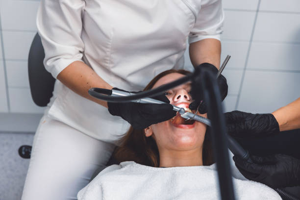 Best Emergency Root Canal Treatment in Greendale, IN